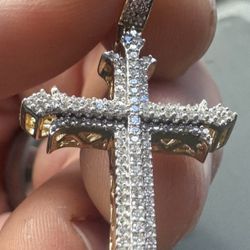 10k Gold Diamond Cross Pendant 