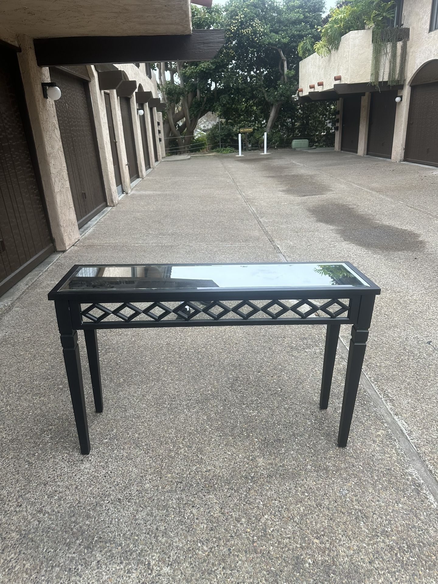 Mirrored Table