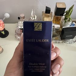 Estée Lauder Double Wear Foundation 