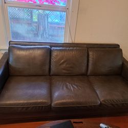 Leather Couch (Can Diliver For $20 Extra)