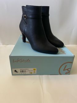 Women’s high heel boots