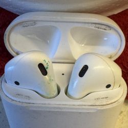 AirPods Gen 2