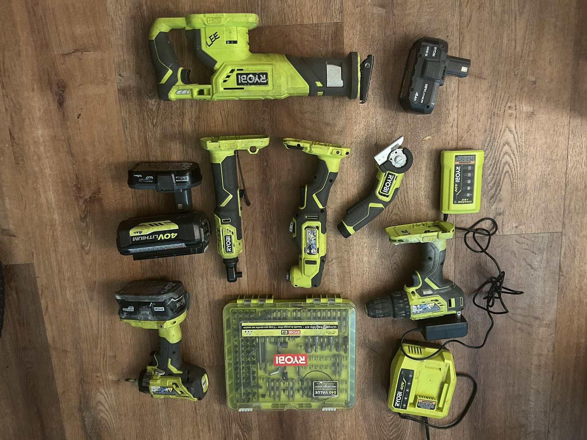 Power Tools and Mechanics Tools