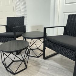 Beautiful Black Patio Set 