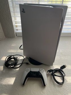 PS5 W/ Controller