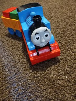 Thomas And Freidns Train Engine With Train Cart 