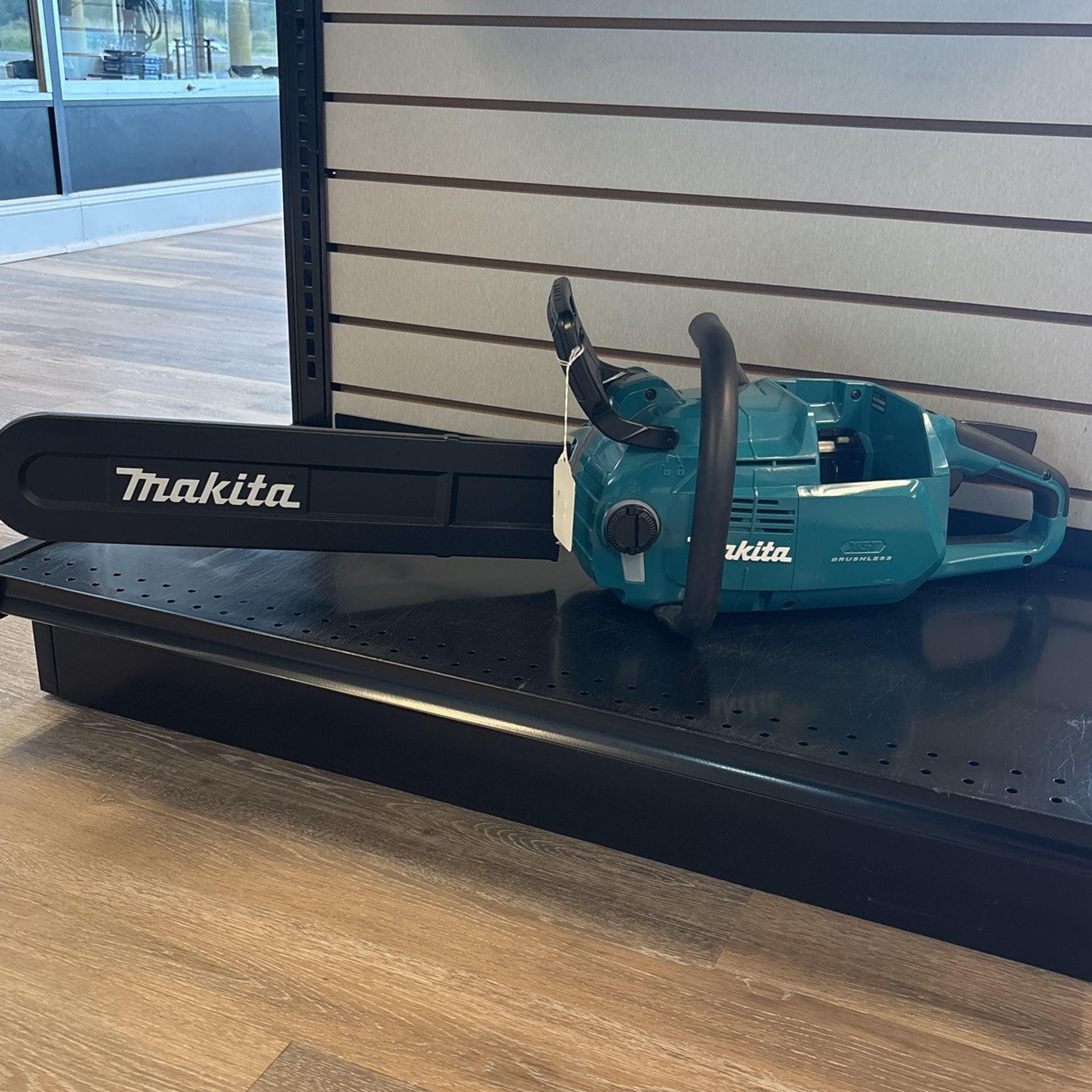 Makita GCU06 Chainsaw