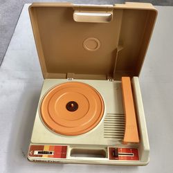 Vtg. 1978 Fisher-Price Portable Record Player Model #825 Turntable 33 & 45 RPM Phonograph