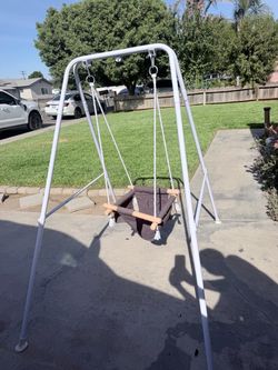 Baby swing/jumper