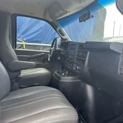 2019 Chevrolet Express 2500