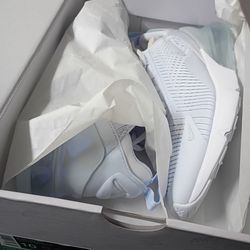NIKE AIR MAX 270 WOMENS SIZE 10