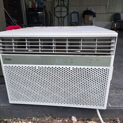 Aire de ventana 120 voltios  10,000 BTU