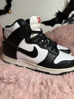 Nike pandas dunks