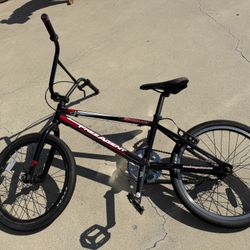 Free Agent BMX Bike