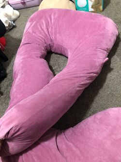 Pregnancy pillow