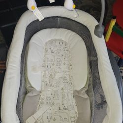 Baby Gliding Basinet