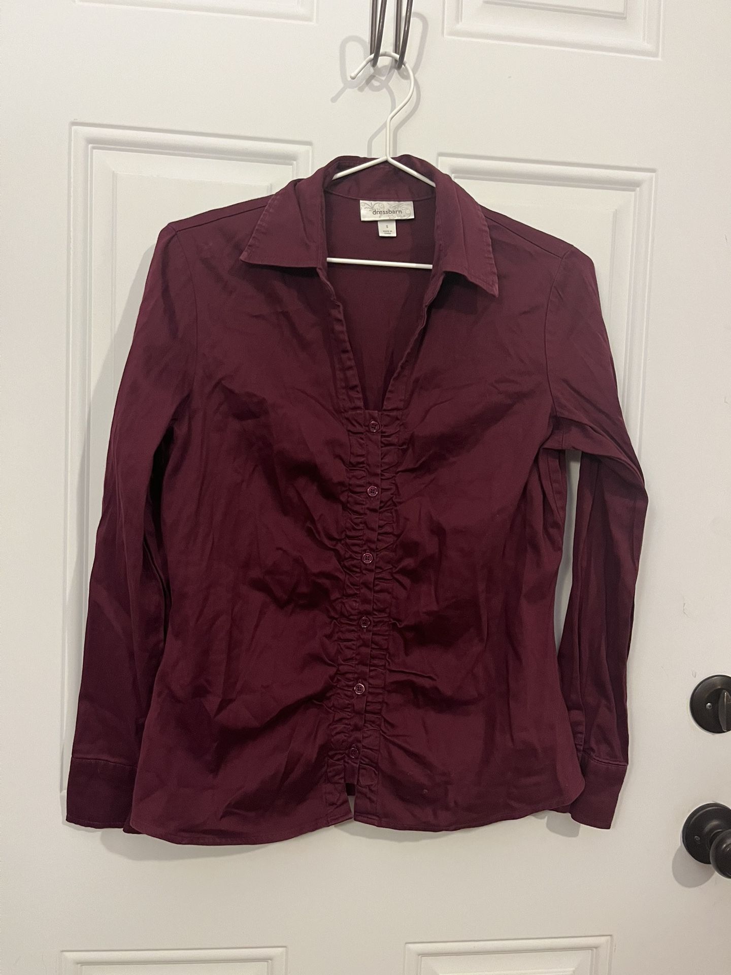 Dressbarn Women’s Small Maroon Button Up Long Sleeve Top