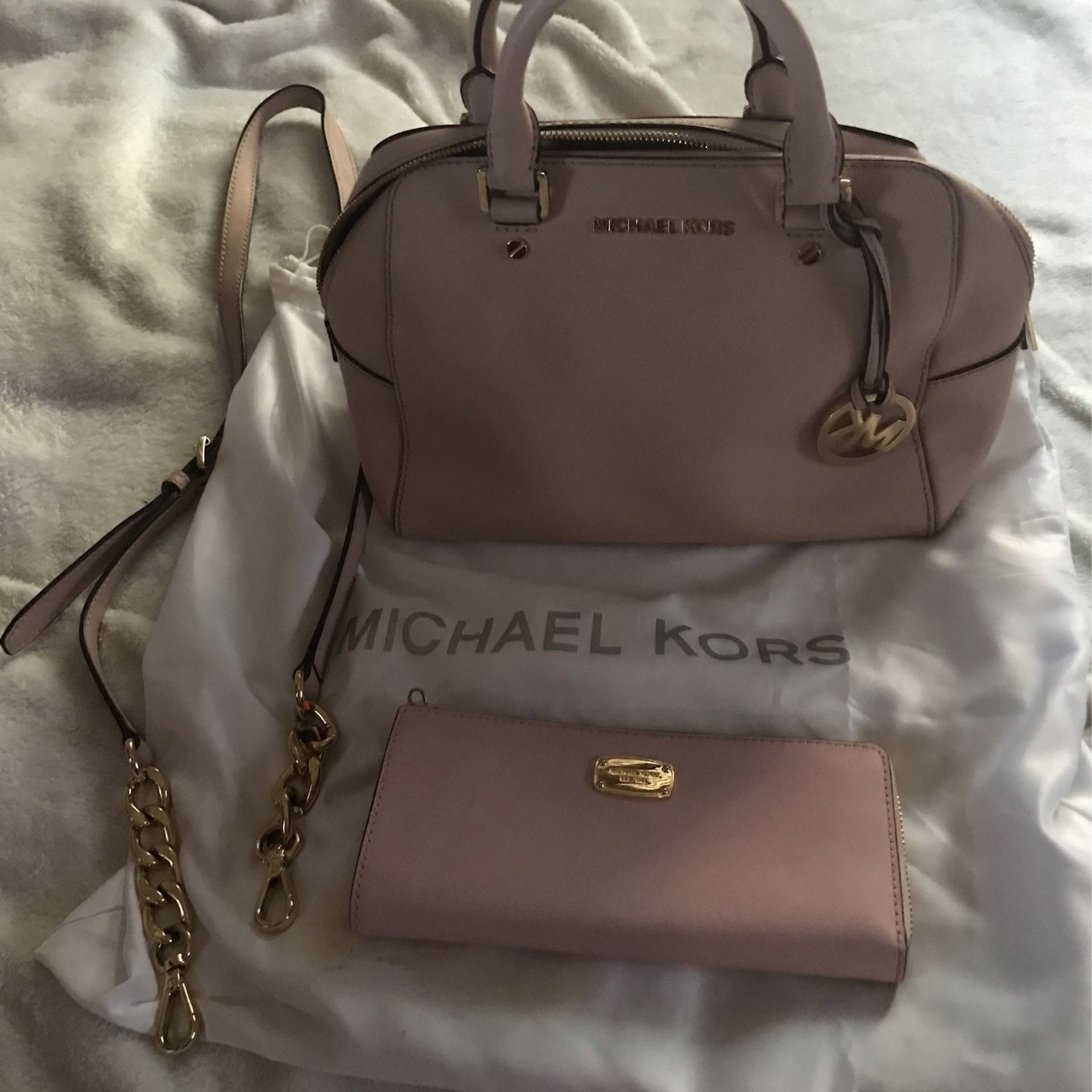 Michael Kors Purse With Wallet 