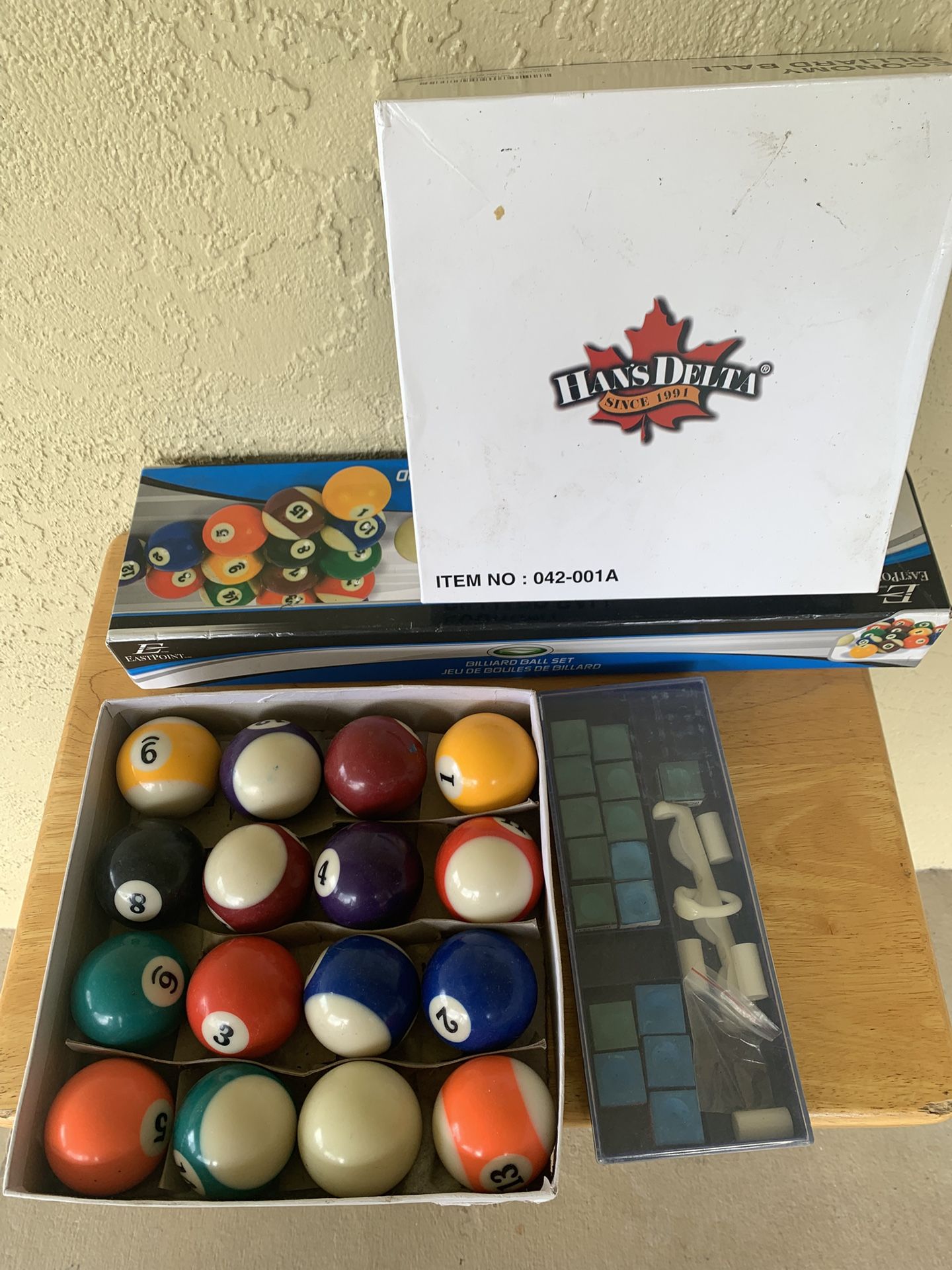 Pool Tables Balls 2 Sets