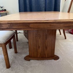 Free 0.00 Oak Wood Dining Table 4 Chairs New Tampa 