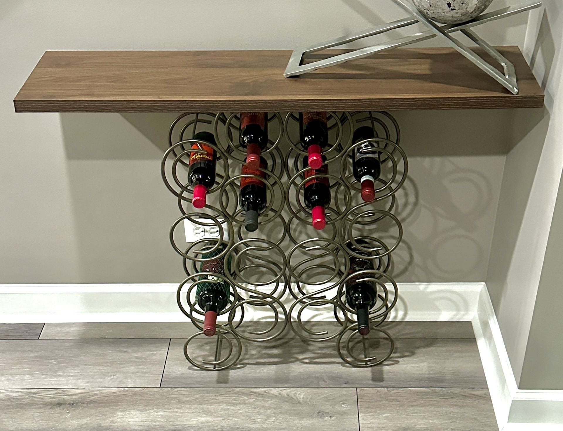  Sleek Wood Top Sofa Table with Metal  Wine Rack Freestanding Base.  16-Bottle Wine Storage Rack, Bar table  for Kitchen, Dining Room, Bar.