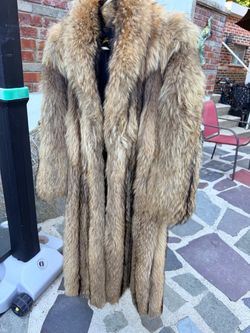 Luxurious Brown Fur Long Coat-women Jackets & Coats size s