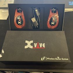 Xvive U2 Digital Wireless Guitar System 