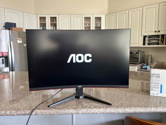 Curved aoc gaming monitor