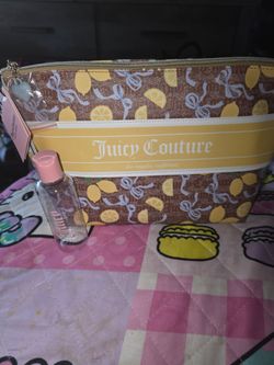 Juicy Couture 🍋🍋 large makeup bag