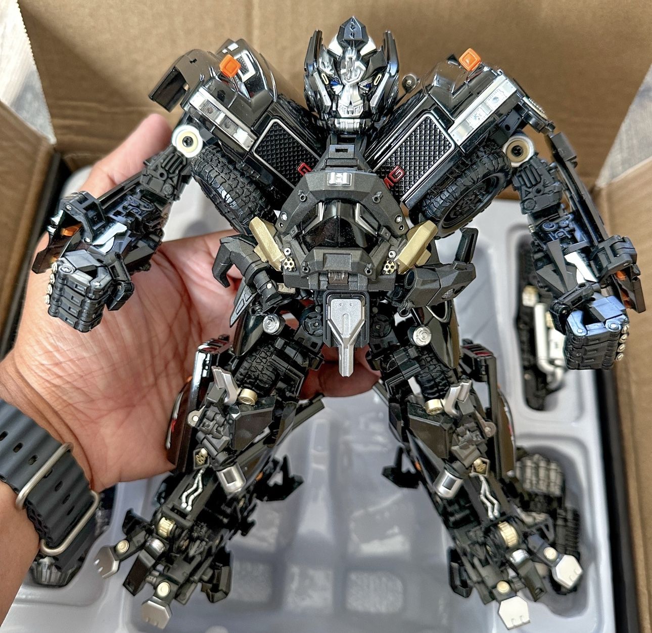 Transformers Ironhide Black Apple MPM-06