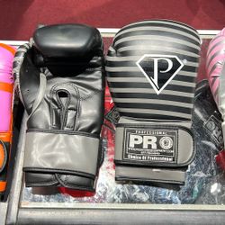 PRO BOXING GLOVES