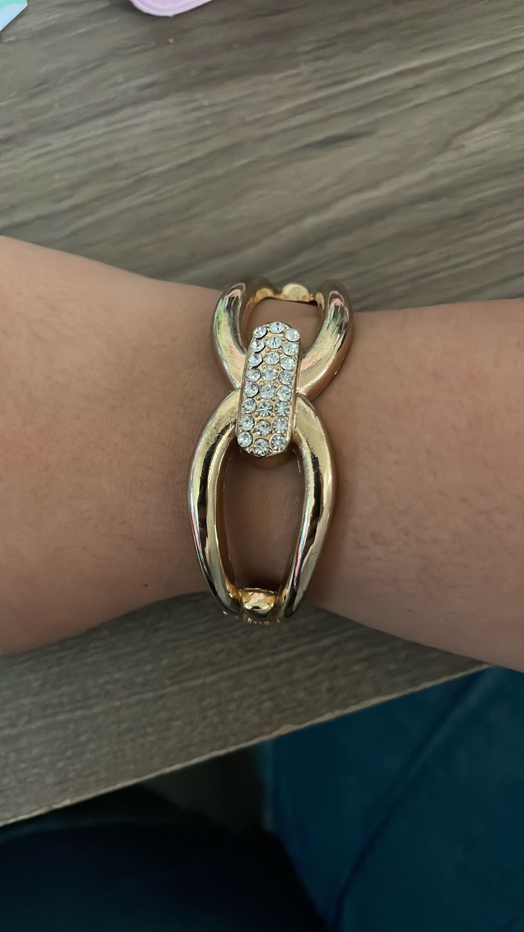 Gold Color Bracelet With Stones & Clasp