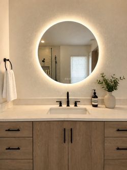 Light up mirror