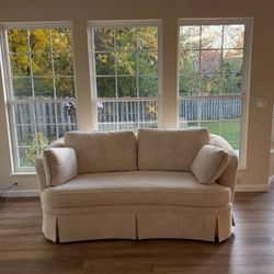Free Delivery - Premium Sofa For Sale!