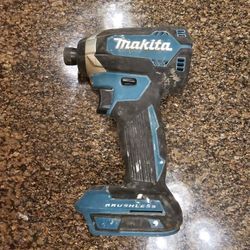 Makita XDT13 1 4 Hex Cordless Impact Wrench Drill Driver Brushless for Sale in Milwaukee WI OfferUp