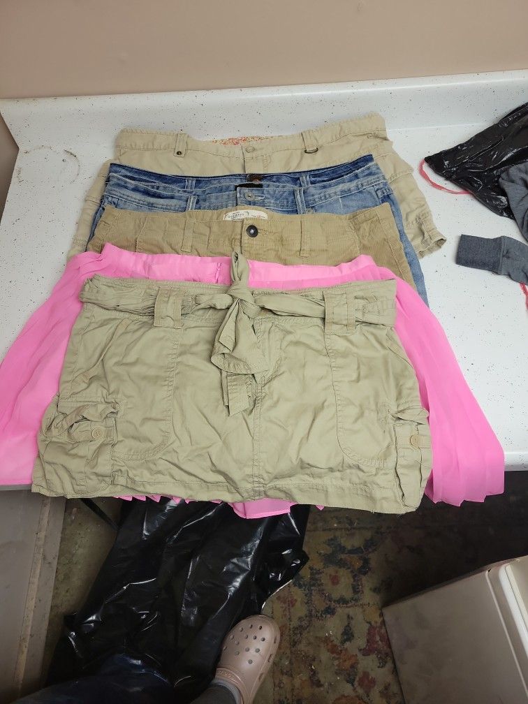 Womens Skirt Bundle (Sizes 13/14/15) 6 Pairs