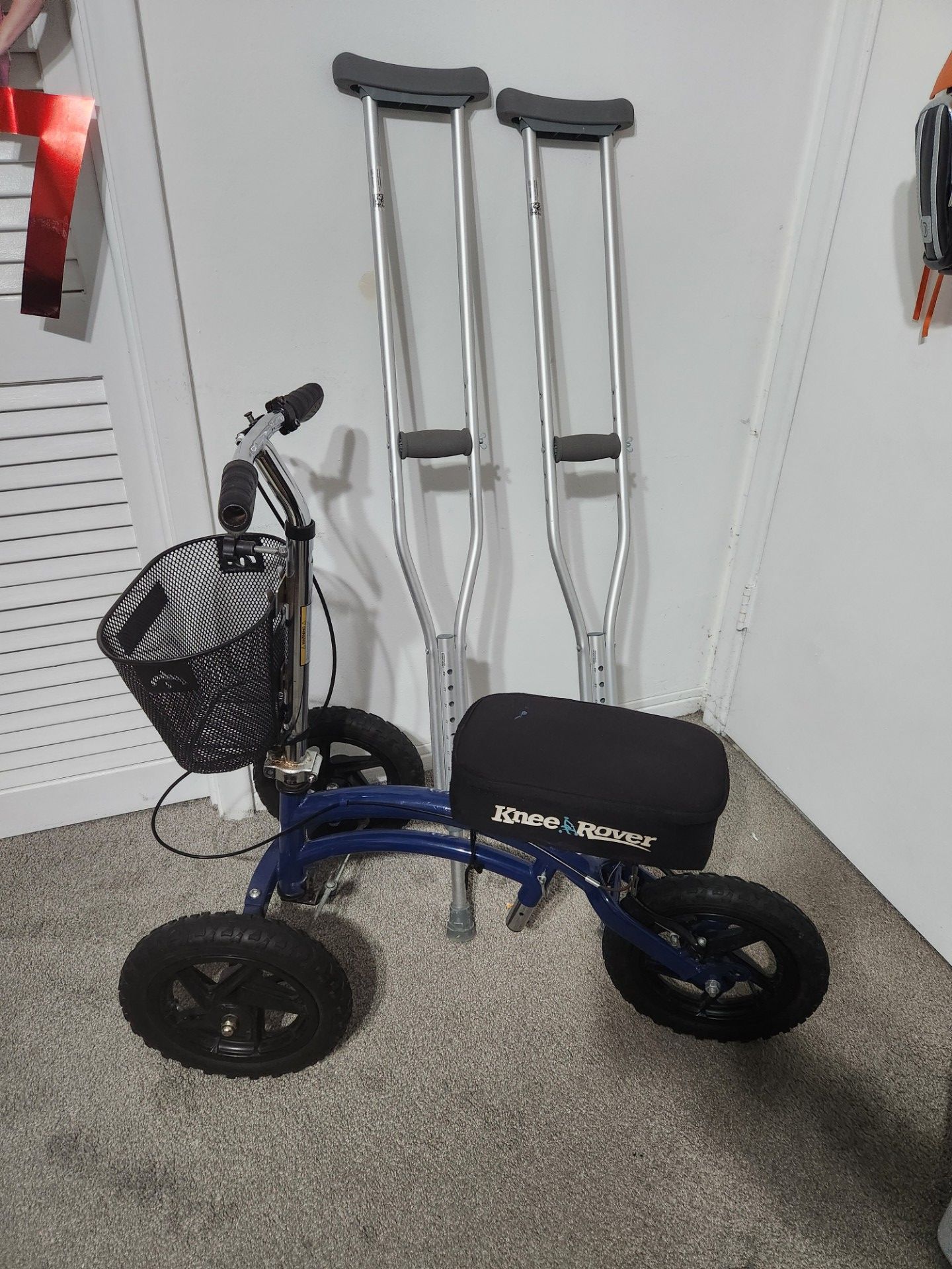 Knee Scooter + Free Crutches
