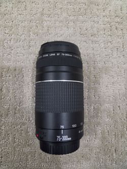 NEW Canon EF 75-300mm zoom camera lens!