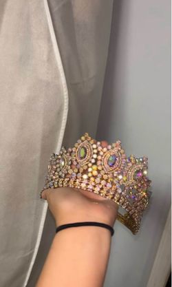 Quince dress, crown, and bouquet.