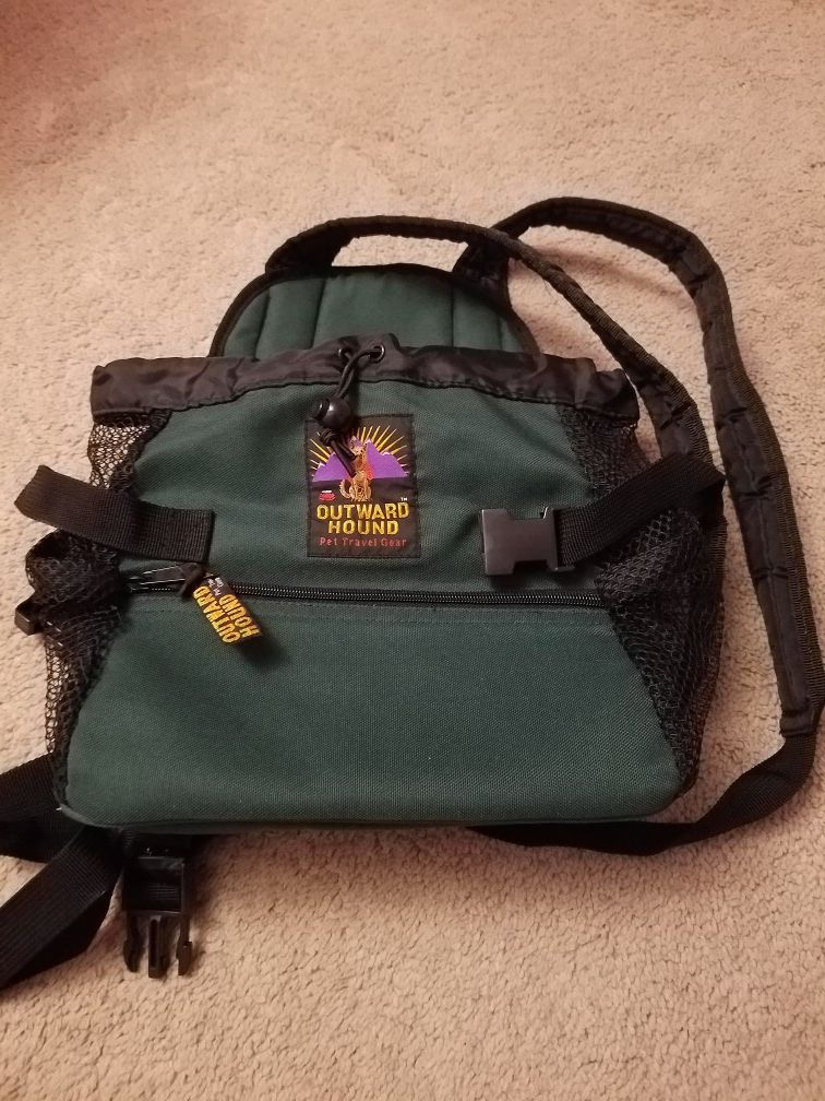 Pets travel gear...great condition