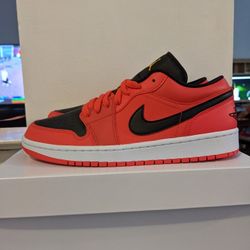 Jordan 1 Low Siren 🚨 Red Size 9.5m/11w