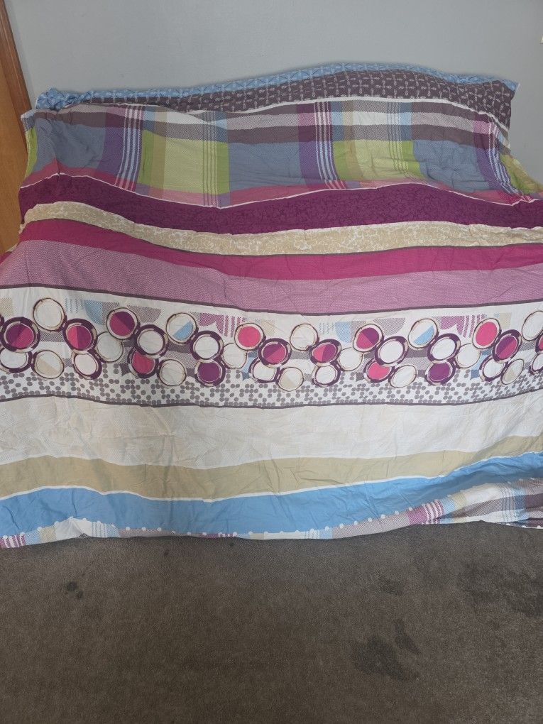Twin Comforter