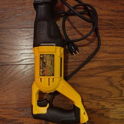 DeWalt Saw