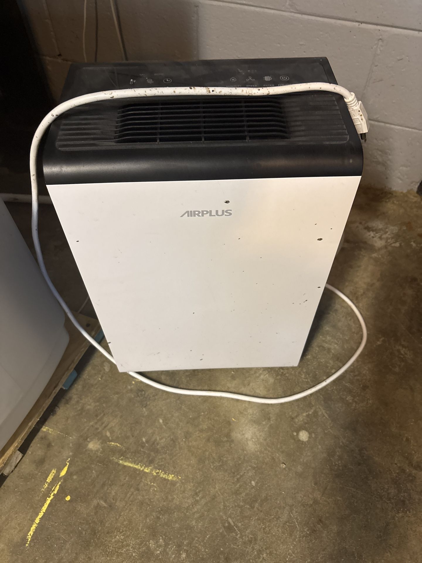 Airplus Dehumidifier