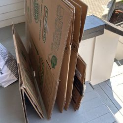 Free Moving Boxes 