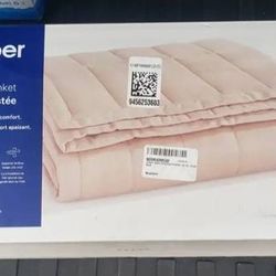 Casper Sleep Weighted Blanket, 15 lbs, Dusty Rose new selling for only $60 retails for $180 plus tax.

For restless sleepers who are looking for a cal