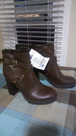 Guess Boots size 10