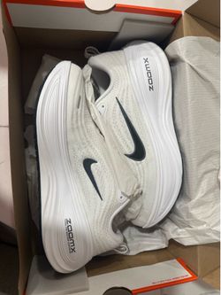 Nike Vomero Plus