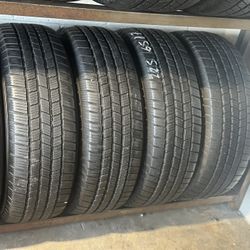 SET OF TIRS 225 65 17 MICHELIN 85% LIFE