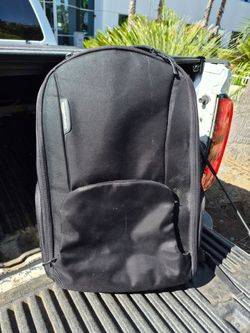 Luggage 🧳  little cleaning  ask $15